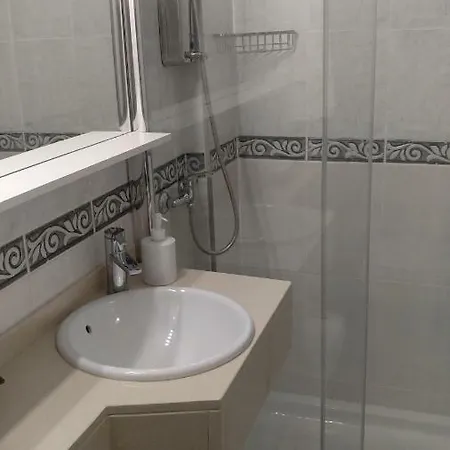 Aguila Minerva Appartement *